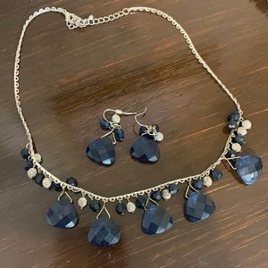 Blue/navy earring and necklace set